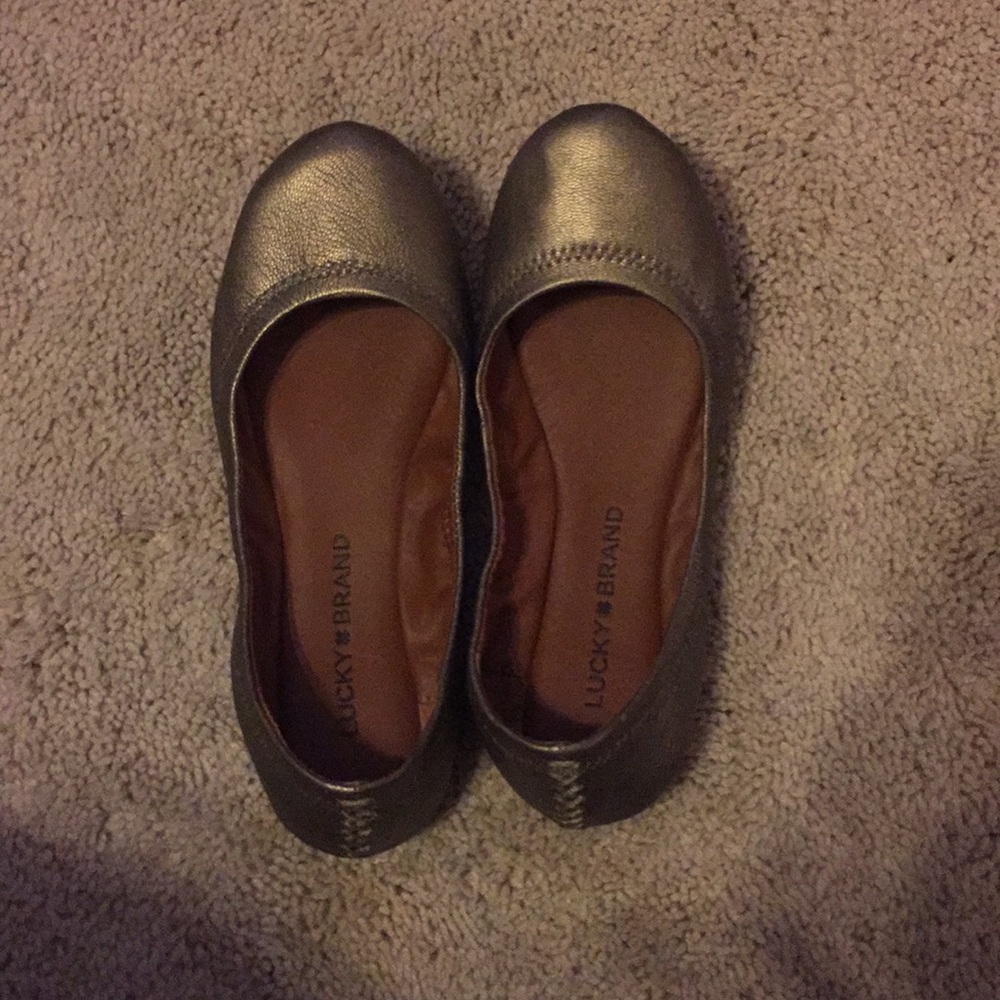 NWOT Lucky brand flats!